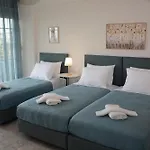Athina\'S Villa With Heated Pool
